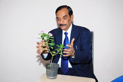 Entrepreneurship Nurturing Bodies give expert advice to overcome financial barriers to entrepreneurship & guide to sources of funds for business expansion